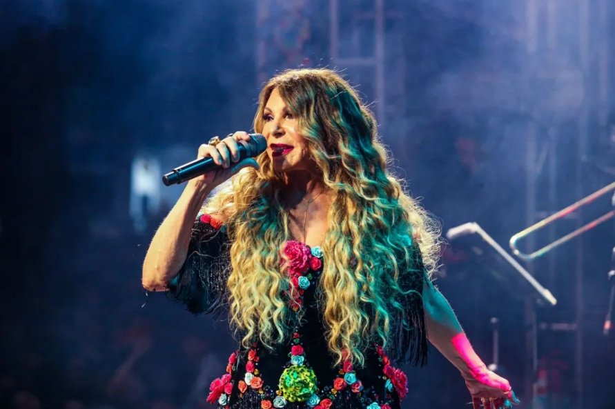 Folia de Rua começa nesta sexta-feira com Elba Ramalho, Cátia de França e Filipe Santos