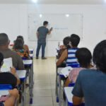 Prefeitura abre inscrição para alfabetizador popular voluntário e tradutor-intérprete de Libras com bolsas de R$ 1,2 mil