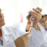 Prefeitura disponibiliza diversos serviços e pontos móveis para vacinação em horários diferenciados