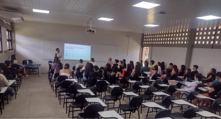 Secretaria Municipal de Saúde promove palestra sobre importância do nutricionista na Vigilância Sanitária