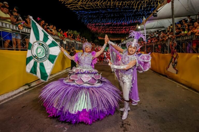 Carnaval Tradição começa neste sábado e terá quatro dias de desfiles