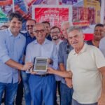 Cícero Lucena autoriza pavimentação de 14 novas ruas em Mangabeira e destaca quase R$ 100 milhões em obras no bairro