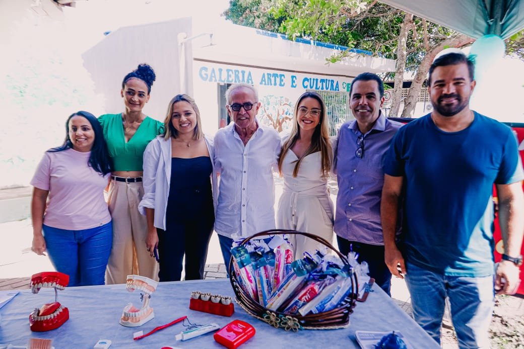 Cícero Lucena entrega 30 ‘recicletas’ para associações de coleta seletiva, e destaca papel social e compromisso ambiental