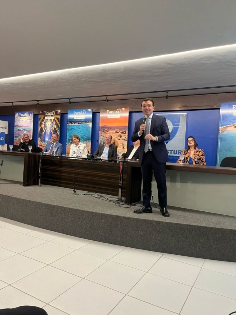 Controlador geral de João Pessoa realiza palestra no seminário ‘Ouvidoria e Justiça: Vozes que Transformam’