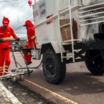 Emlur realiza serviços de roçagem e capinação em 11 bairros nesta sexta-feira