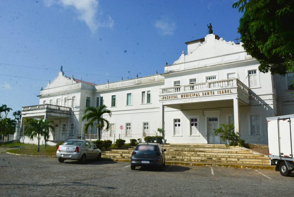 Hospital Municipal Santa Isabel realiza ações de prevenção e alerta ao câncer colorretal