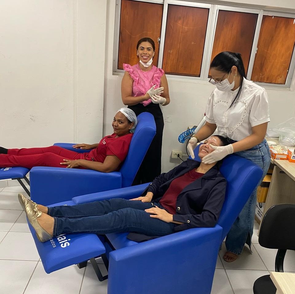 Hospital Municipal Santa Isabel realiza programação especial para servidoras