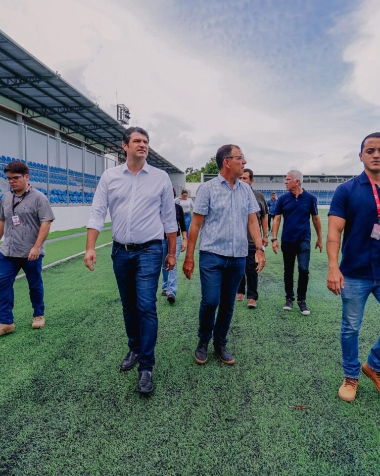 Leo Bezerra inspeciona obras no Estádio da Graça, 80% executadas, e projeta a entrega para o primeiro semestre