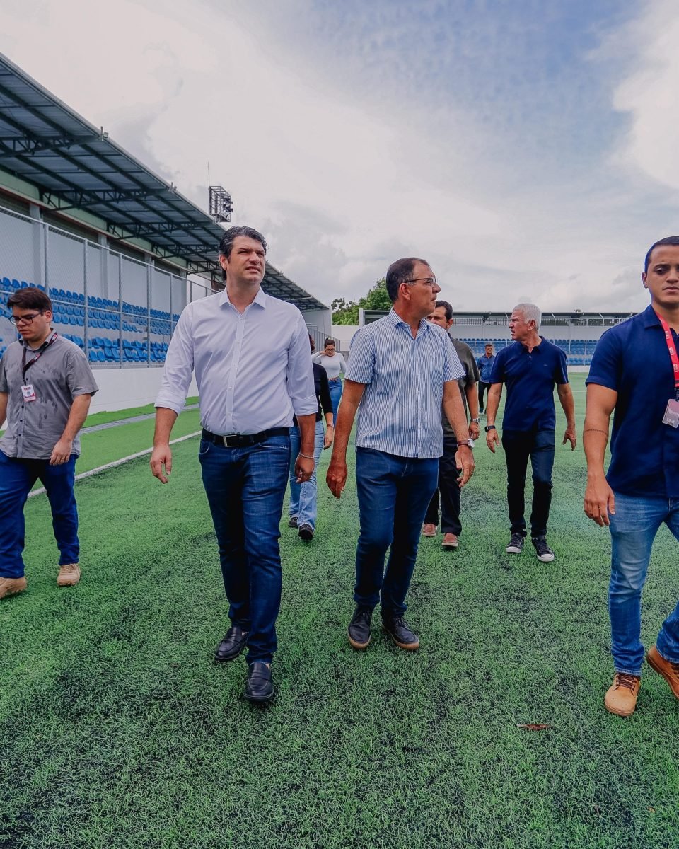 Leo Bezerra inspeciona obras no Estádio da Graça, 80% executadas, e projeta a entrega para o primeiro semestre