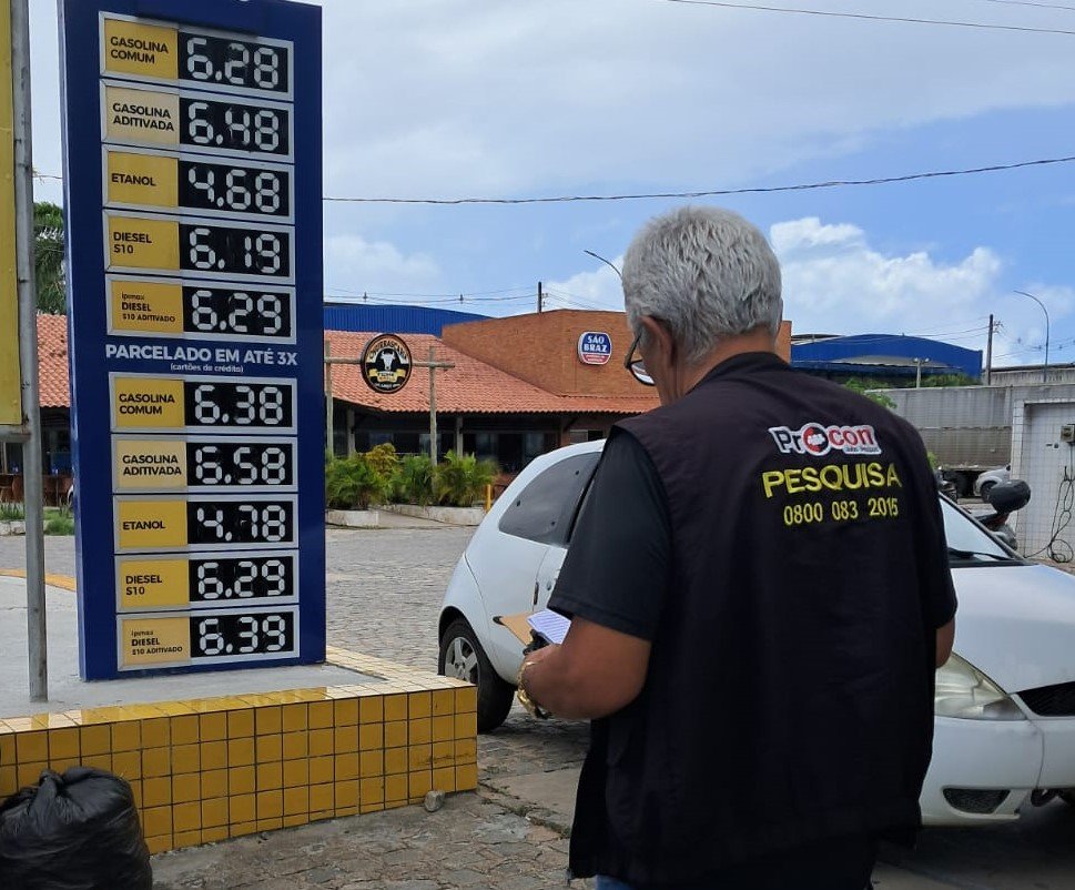 Pesquisa do Procon-JP para combustíveis registra o menor preço da gasolina em R$ 6,14