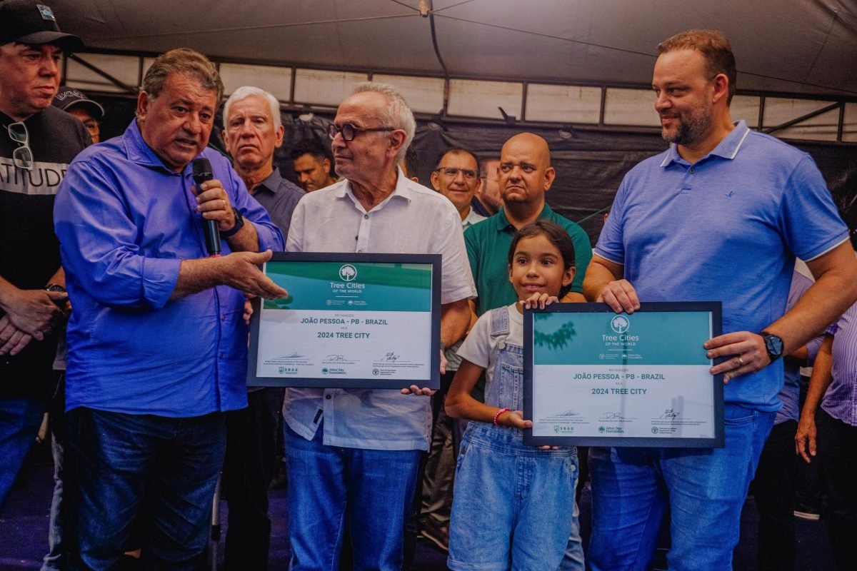 Prefeito entrega Parque Ecológico Augusto dos Anjos e destaca melhoria da qualidade de vida e preservação ambiental