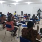Prefeitura mantém abertas matrículas do programa ‘Escola de Gente Grande’ para jovens, adultos e idosos