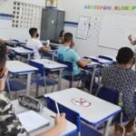 Prefeitura prorroga inscrição para alfabetizador popular voluntário e tradutor-intérprete de Libras