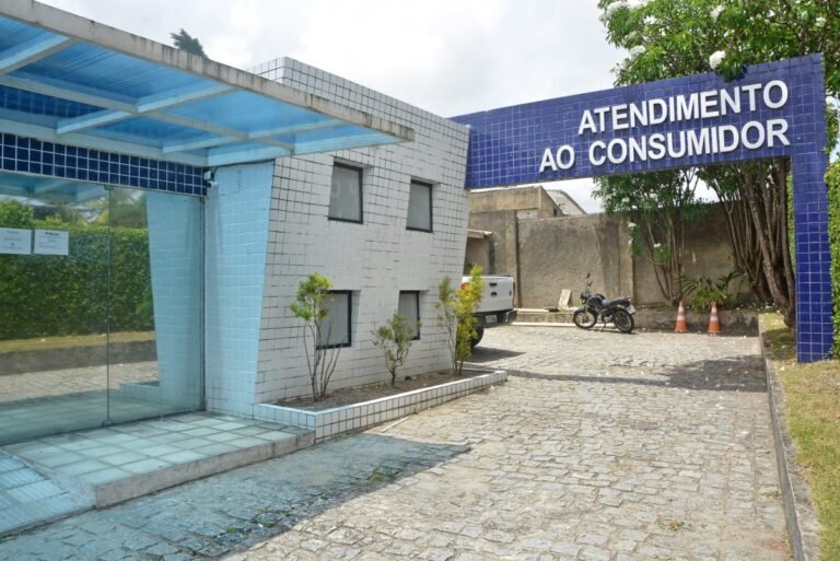 Procon-JP habilita cinco entidades para emissão da Carteira Estudantil 2025 em João Pessoa