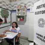 Secretaria de Educação realiza eleições para escolha dos representantes de turma em parceria com TRE