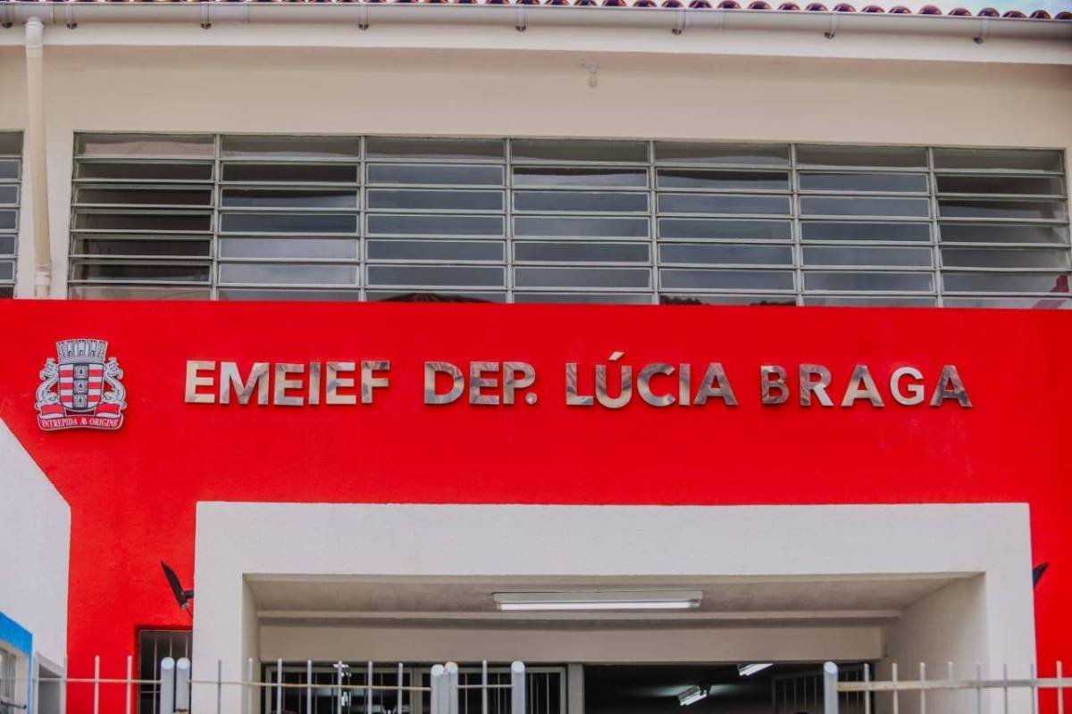 Semhab oferece curso de assentador de revestimento cerâmico gratuito e faz plantão para matrículas