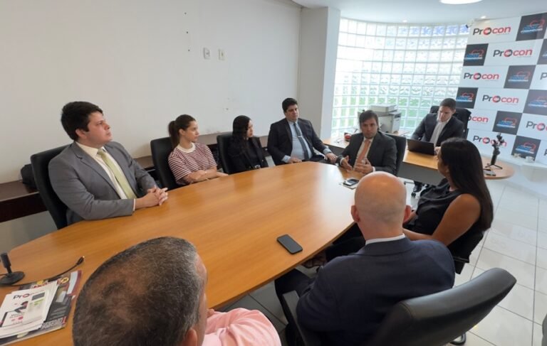 Venda casada é tema de reunião entre Procon-JP, rede de academias e Conselho Regional de Educação Física