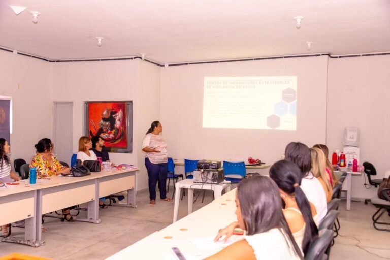 Vigilância Epidemiológica realiza capacitação para equipes das USFs e dos Distritos Sanitários