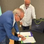 Cícero Lucena assina convênio para João Pessoa ter a primeira Escola de Paraciclismo do Brasil