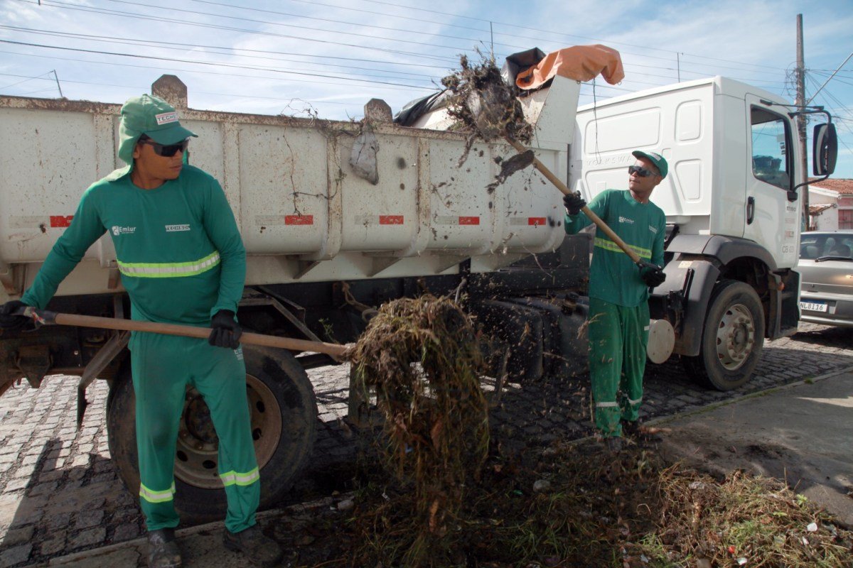 Emlur atende demandas de 14 bairros com recolhimento de resíduos diversificados