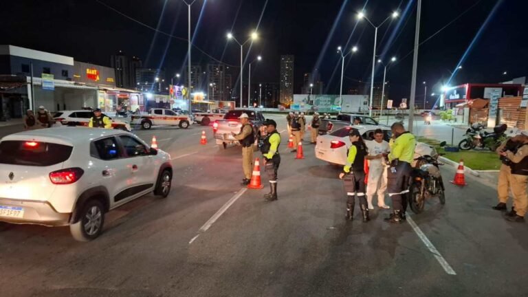 Operação da Semob e BPTran flagra condutores imprudentes e recolhe veículos de luxo em João Pessoa