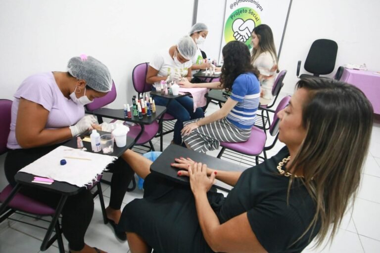 Prefeitura disponibiliza atendimento ginecológico e serviços de beleza às mulheres vítimas de violência