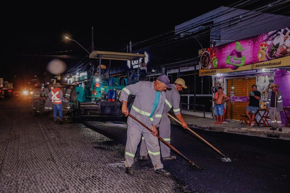 Prefeitura inicia recapeamento asfáltico na Rua Comerciante Alfredo Ferreira da Rocha