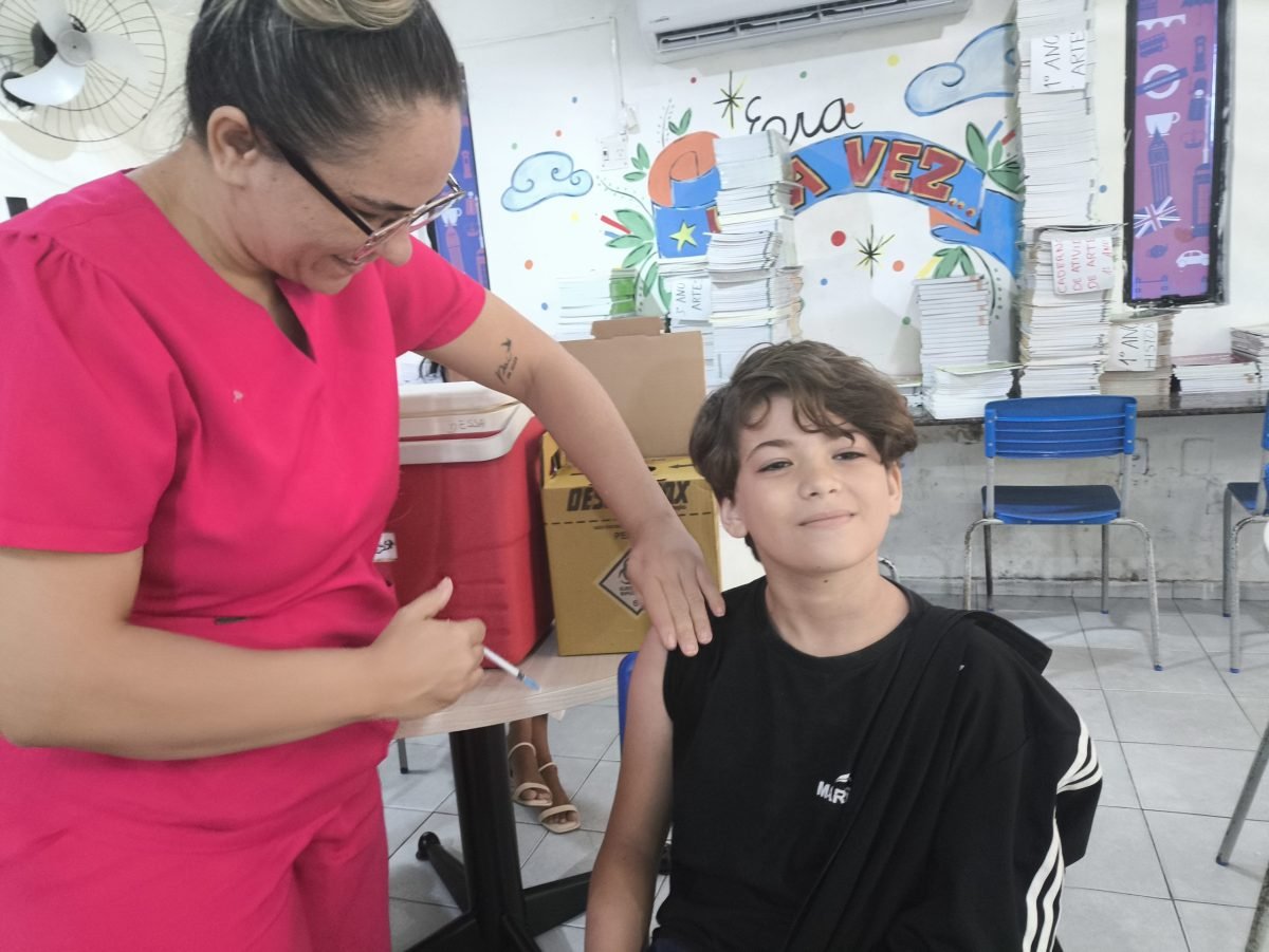 Prefeitura vacina grupos prioritários contra Influenza e faz alerta sobre a importância da prevenção