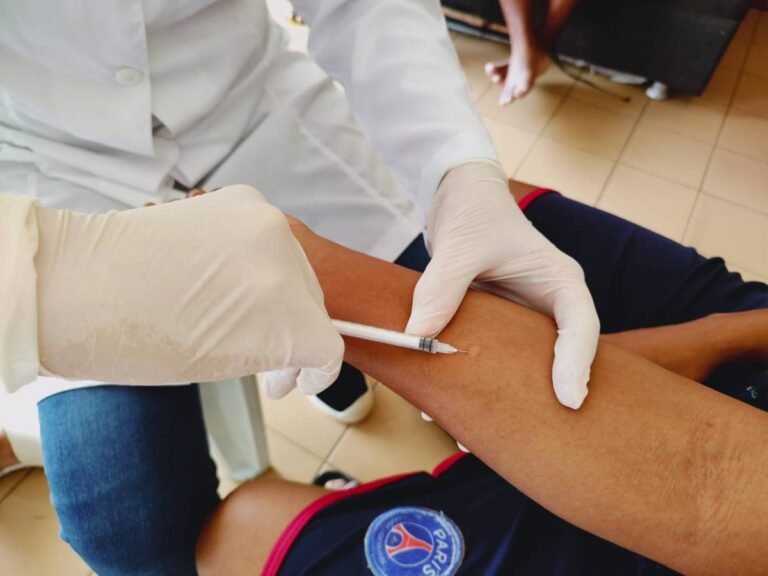 SMS oferta exames para diagnóstico e monitoramento de casos de tuberculose