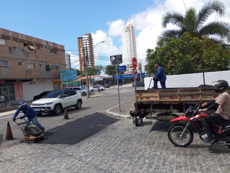 Seinfra executa serviços em mais de 40 bairros de João Pessoa