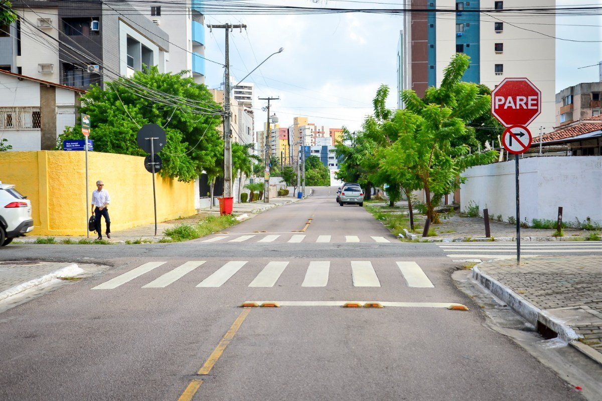 Semob-JP revitaliza mais de mil placas de trânsito, garantindo a segurança viária na Capital