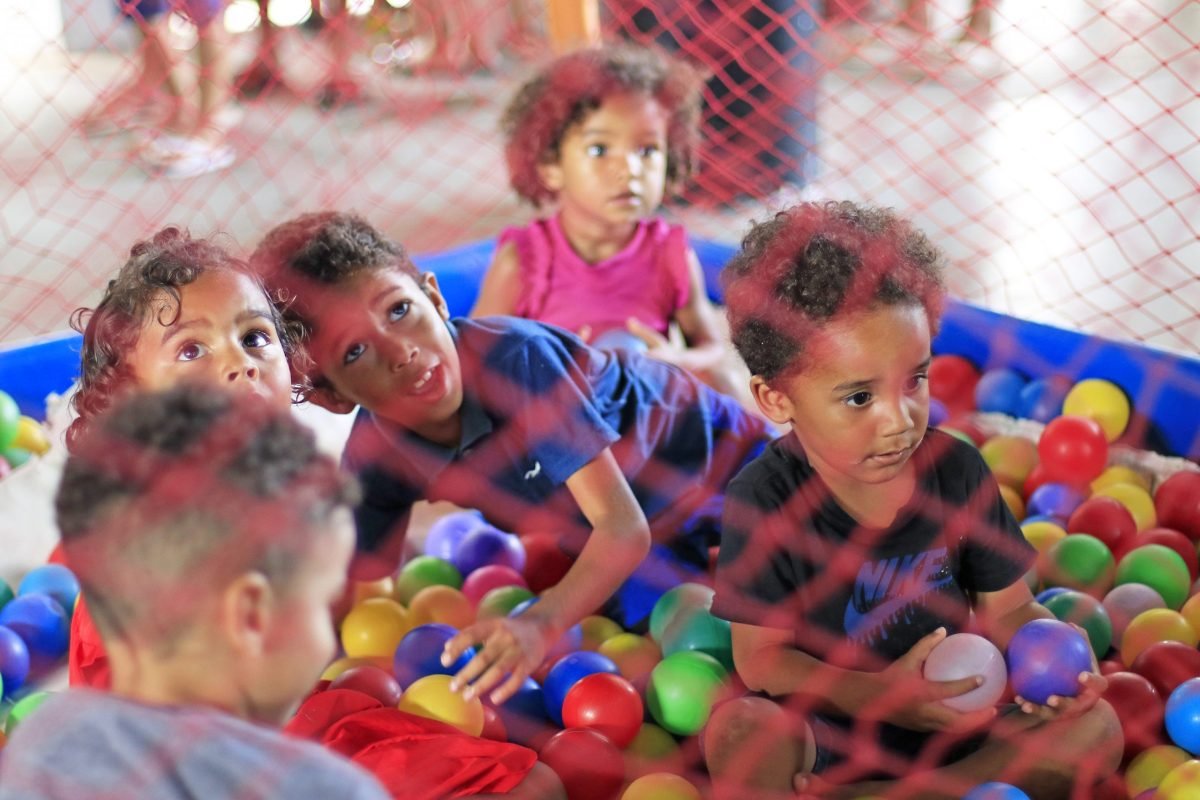 Tardezinha Inclusiva apresenta ‘Páscoa Azul’ no mês de conscientização do autismo