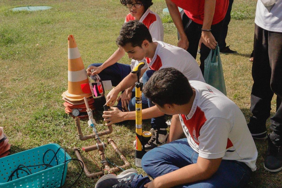 Alunos da Rede Municipal da Capital participam de mais uma etapa da Olimpíada Brasileira de Foguetes