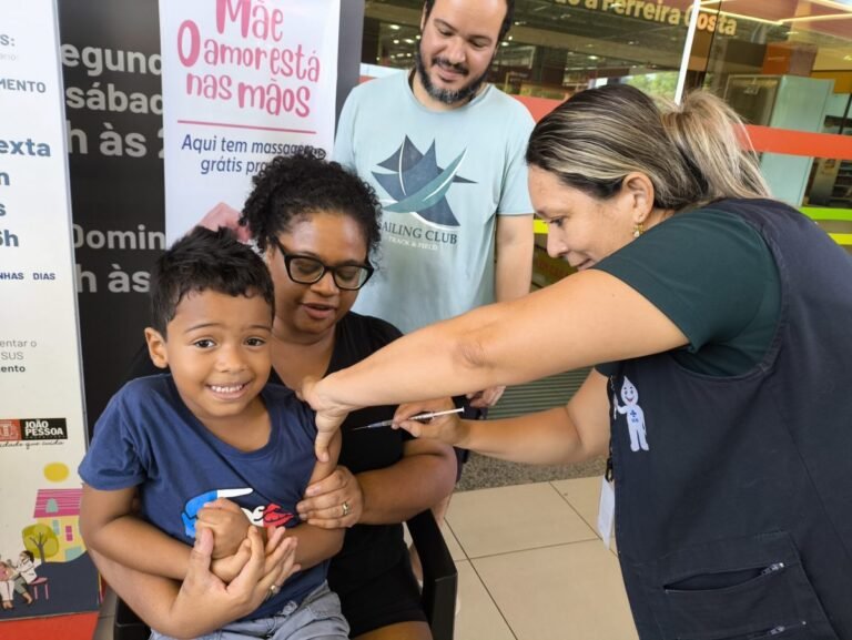 Casos de síndromes gripais crescem e Prefeitura de João Pessoa alerta para a importância da vacinação