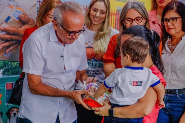 Cícero Lucena abre a Semana do Bebê e destaca compromisso no cuidado e desenvolvimento da primeira infância