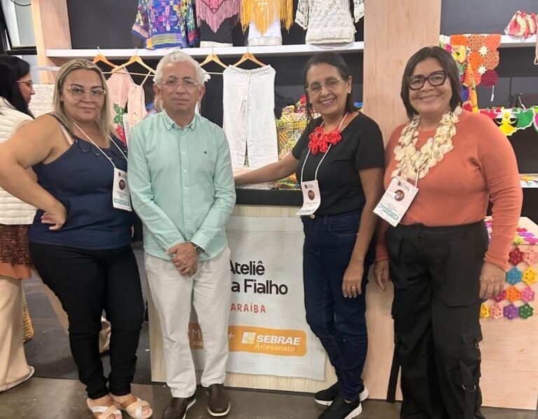 Diretor da Funjope discute projetos com parceiros em São Paulo e visita artesãs paraibanas na Bienal