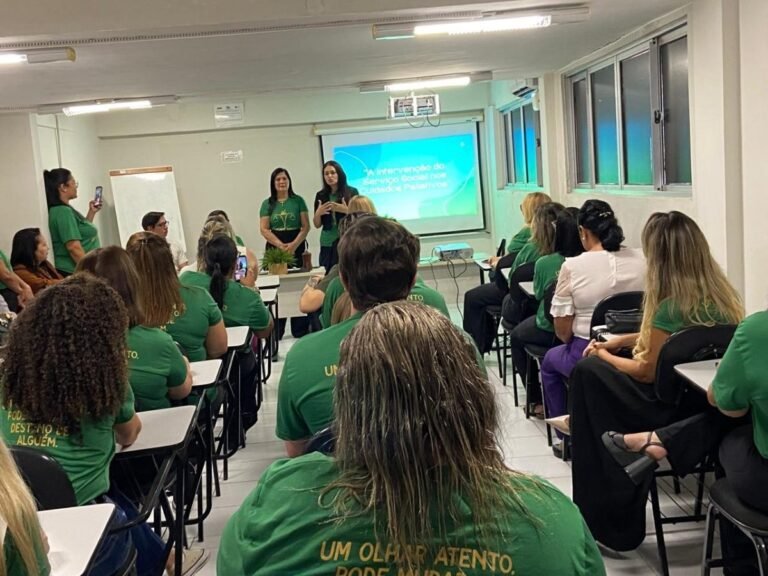 Hospital Municipal Santa Isabel reúne profissionais da saúde em homenagem aos assistentes sociais