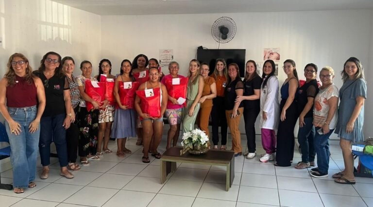 Instituto Cândida Vargas realiza roda de conversa sobre aleitamento materno em parceria com Igreja Presbiteriana