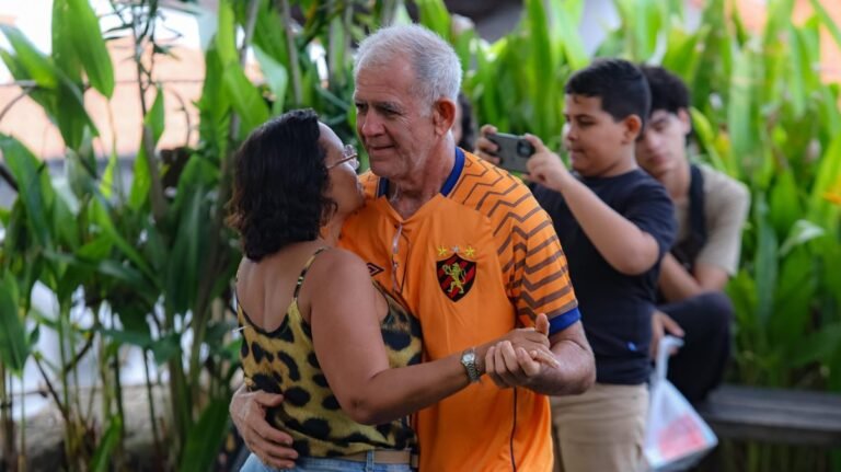 Instrumentistas Ana Laura Nascimento e Jean Fidelis se apresentam no projeto Sol Maior desta sexta-feira