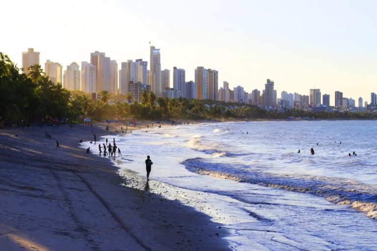 João Pessoa se destaca entre os destinos preferidos por casais para o Dia dos Namorados