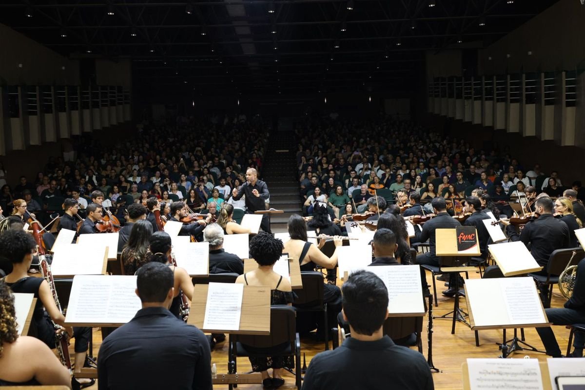 Orquestras Sinfônicas realizam concerto histórico em João Pessoa com grande participação do público