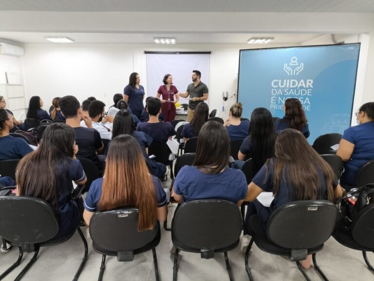 Prefeitura capacita profissionais para iniciar vacinação nos hospitais públicos e privados da Capital