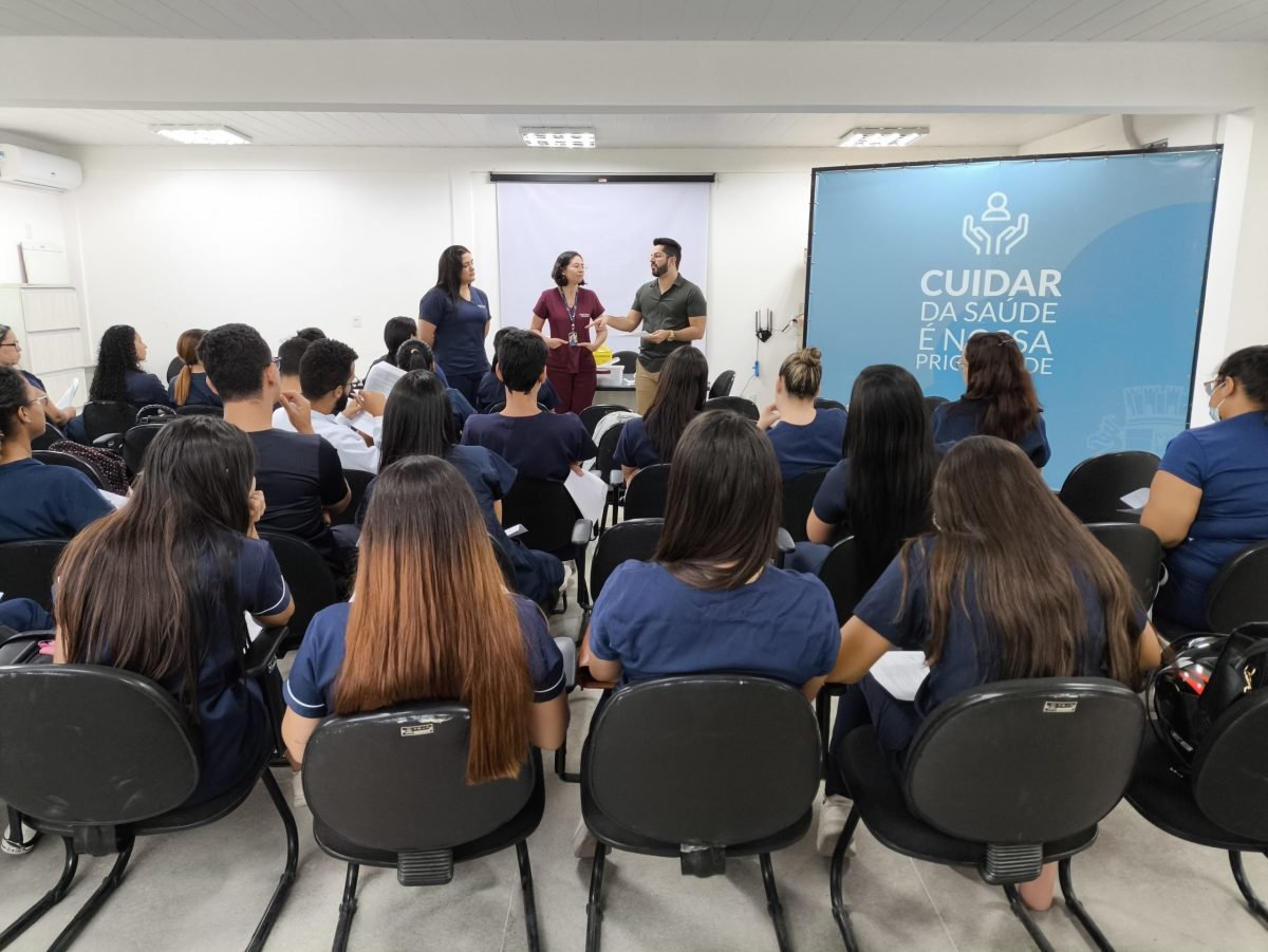 Prefeitura capacita profissionais para iniciar vacinação nos hospitais públicos e privados da Capital