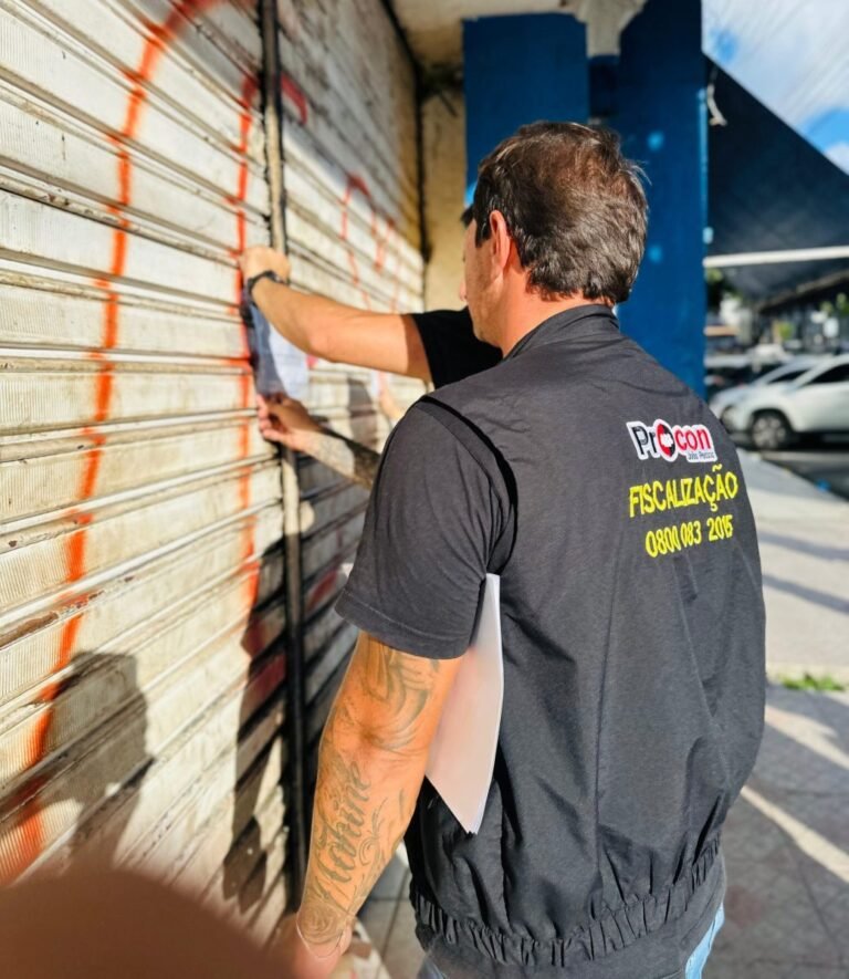 Procon-JP interdita temporariamente loja que vende sofás por cometer atividades irregulares