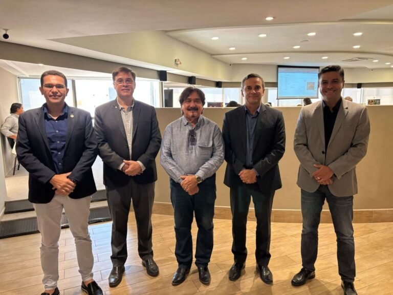 Secretaria da Receita realiza treinamento para novo sistema tributário que começa a operar em junho