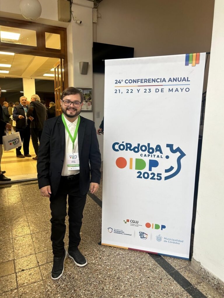 Secretaria de Participação Popular representa a Prefeitura em evento internacional