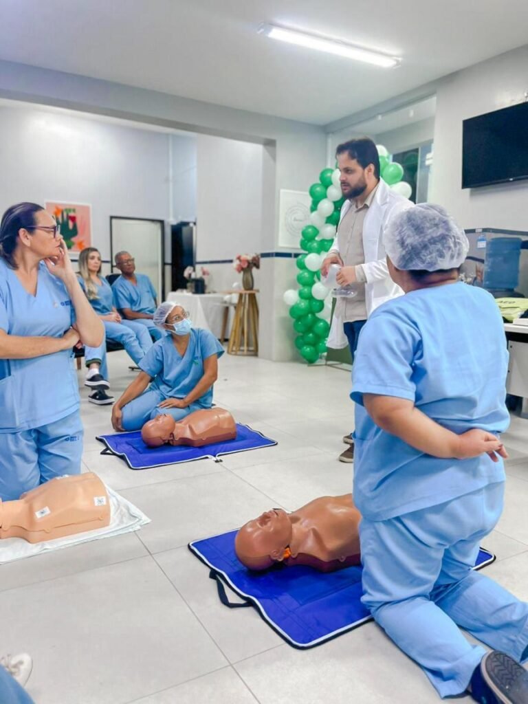 Serviços da Rede Municipal de Saúde promovem atividades alusivas à Semana da Enfermagem