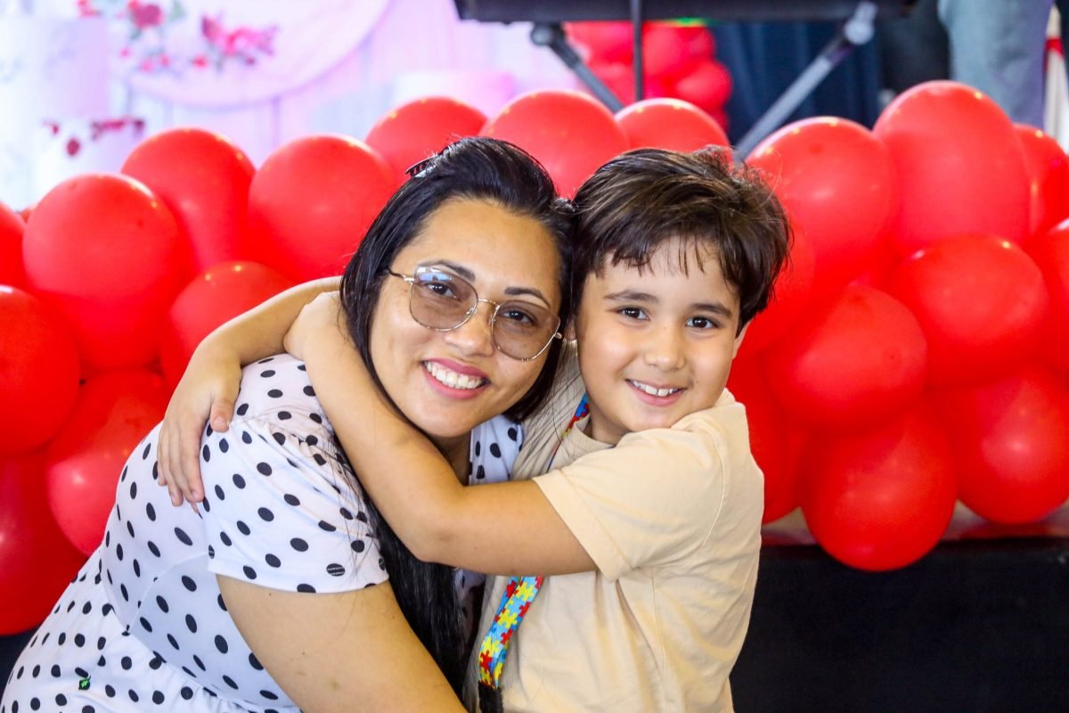 Tardezinha Inclusiva homenageia as mães na edição de maio do projeto