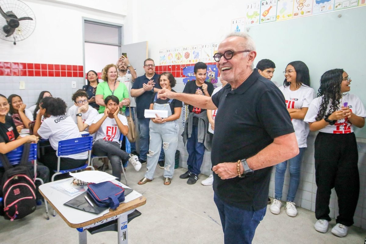 Cícero Lucena destaca importância do ‘Procon vai às aulas’ para a formação cidadã dos jovens e anuncia ampliação do programa