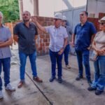 Cícero Lucena inspeciona obras do novo Mercado de Oitizeiro e projeta entrega para o mês de dezembro